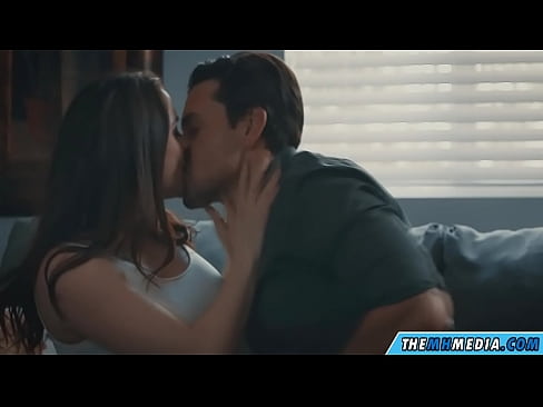 ❤️ 浪漫的性爱，有一个好的胸脯的妈妈 ️ Porno